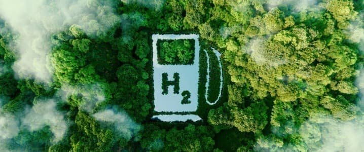 Hydrogen Fuel Cells: A Promising Green Alternative to Battery Electric Vehicles