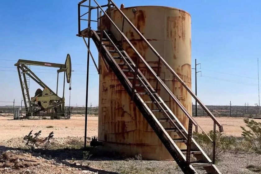 India raises gas prices from April