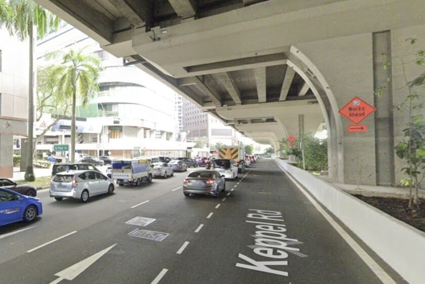 Cyclist sent to hospital after accident with police vehicle along Keppel Road, Singapore News – AsiaOne