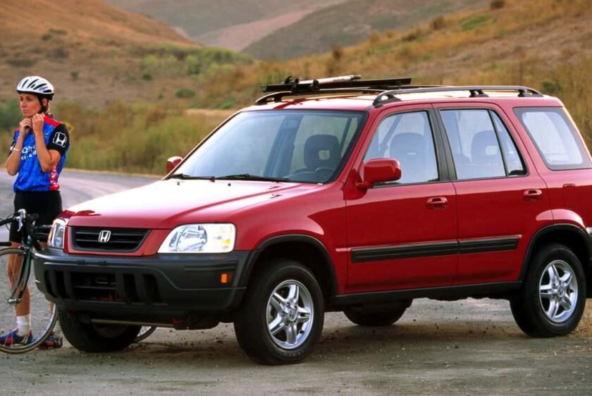 IIHS: Vehicle Blind Spots Are Getting Bigger Every Year