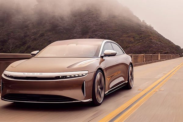 Lucid Air Enters The Guinness World Record For Completing 1200 Km Without Charging
