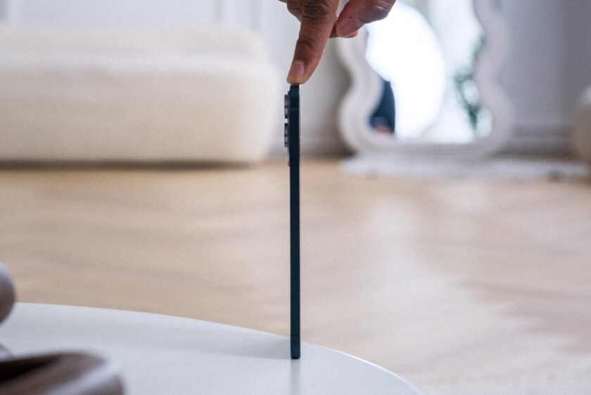 Are slimmer smartphones the future?