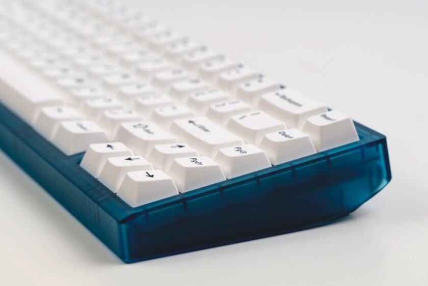 New compact wireless mechanical keyboard with 4,000-hour battery life and ZMK firmware goes on sale in-stock with launch discount – NotebookCheck.net News