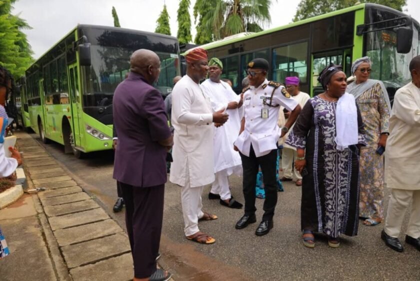 FCTA Receives CNG Hybrid Buses From Presidential Initiative To Boost Public Transport