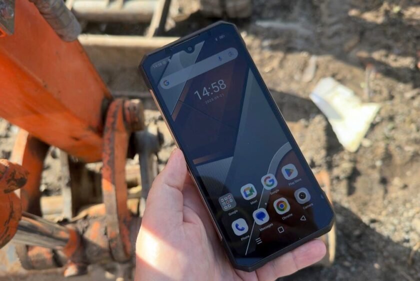 I tried an Android phone with a 22,000mAh battery – it made my iPhone 17 Pro Max look small