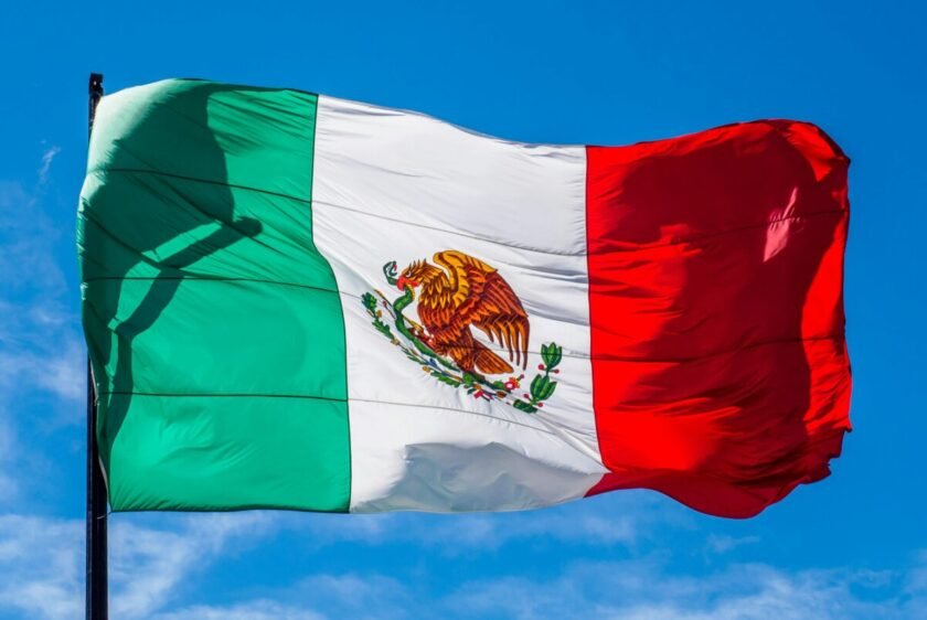 Mexico launches tender for 300 MW solar plant