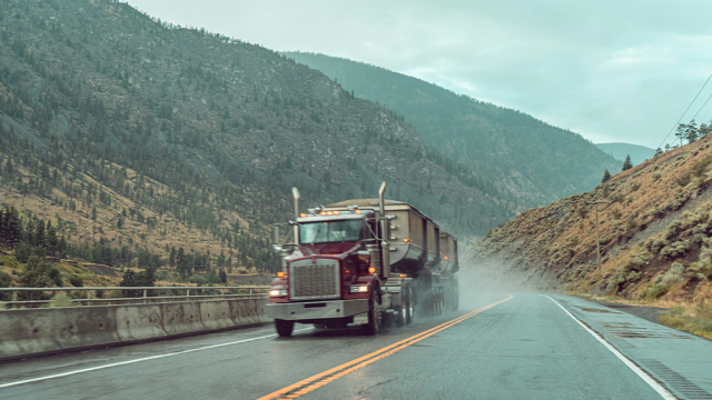 Fullbay allows real-time monitoring and preventative maintenance for service vehicles with GPS tracking