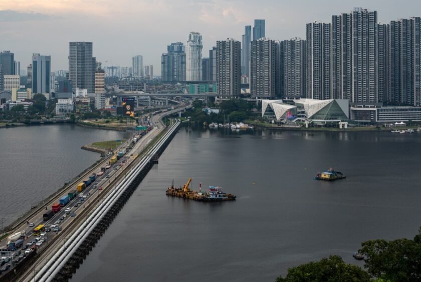 Malaysian drivers’ group wants authorities to bar entry for Singapore-registered PHVs, Singapore News – AsiaOne