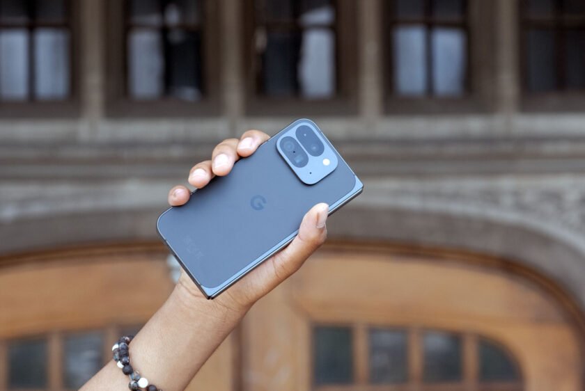 Pixel 10 Pro Fold users have discovered a strange battery issue