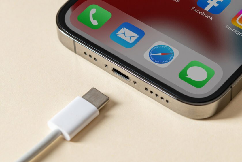 Is The 20-80 Charging Rule For Your iPhone Really Effective? Here’s What The Science Says