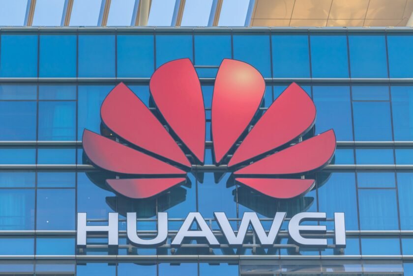 Huawei to debut Outdoor Exploration Mode with 14-day battery life on Mate 80 series