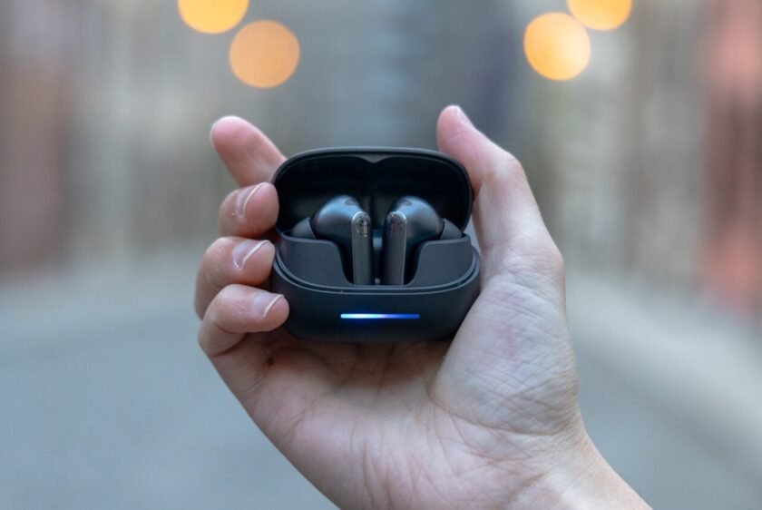 JLab Epic Pods ANC Review: A Battery Beast if There Ever Was One