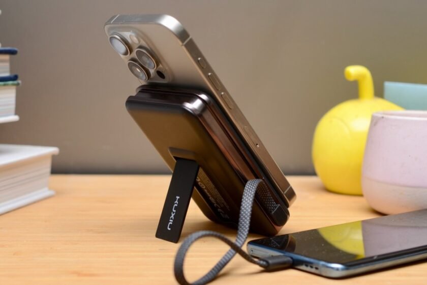 Kuxiu’s S3 MagSafe power bank is bigger and better and probably won’t explode