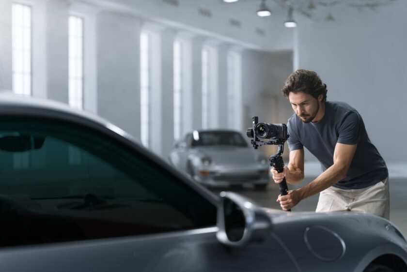 DJI RS 5 arrives with serious tracking tech and 30 hour battery life