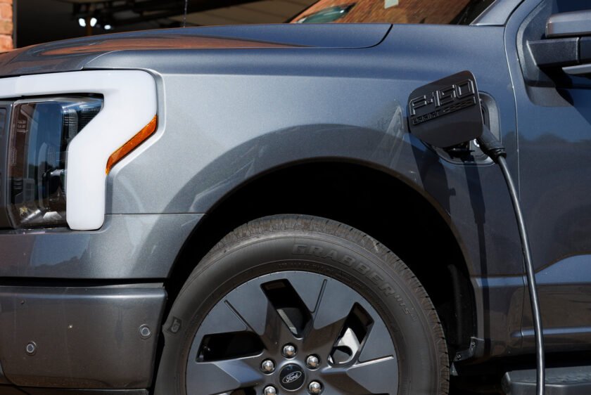 Ford Says Electric Vehicle Losses Will Continue for 3 More Years