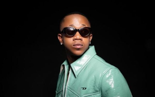 Young Stunna spoils mom with first car after renovating great-grandmother’s home