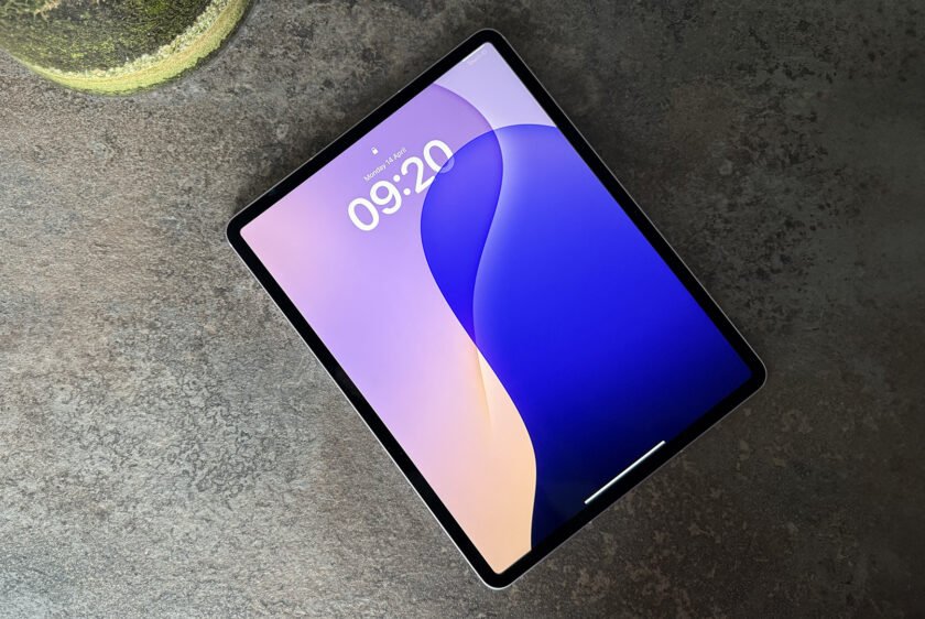 This loaded M3 iPad Air is under $1,000 right now ($250 off)