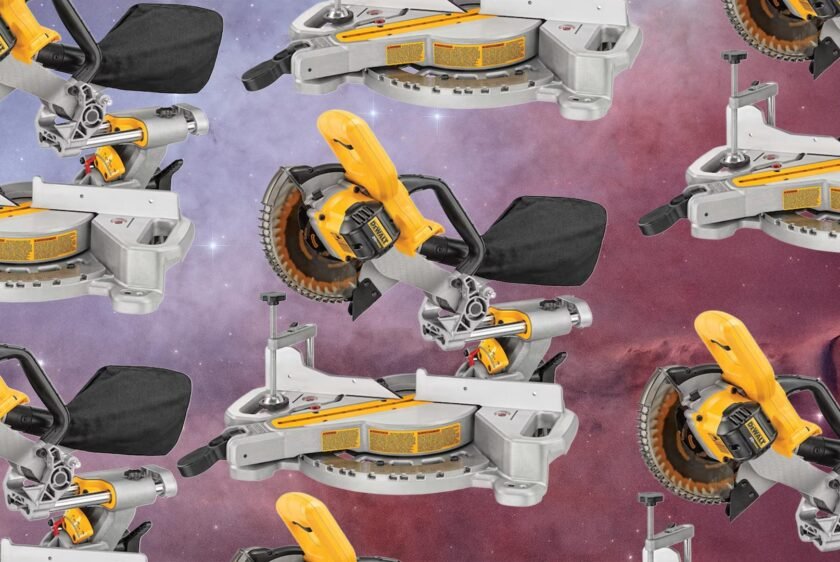 Get a free battery worth $169 and more during the Lowe’s DeWalt Days power tool sale