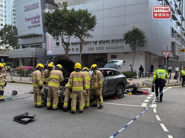 Nine hurt as car hits pedestrians on pavement