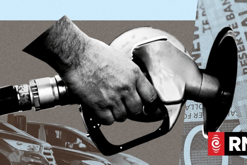 ‘Tipping point’: Kiwis switch to electric cars, solar as fuel prices stay high