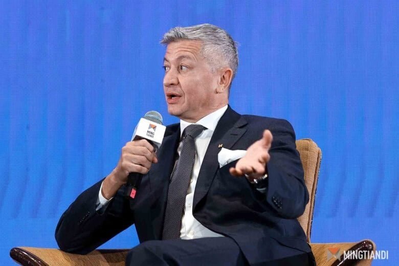 Hongkong Land Eyes More Gateway City Funds After Launching $6.4B Singapore Vehicle
