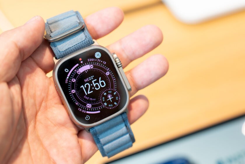 4 Budget Smartwatches With Better Battery Life Than The Apple Watch Ultra 3